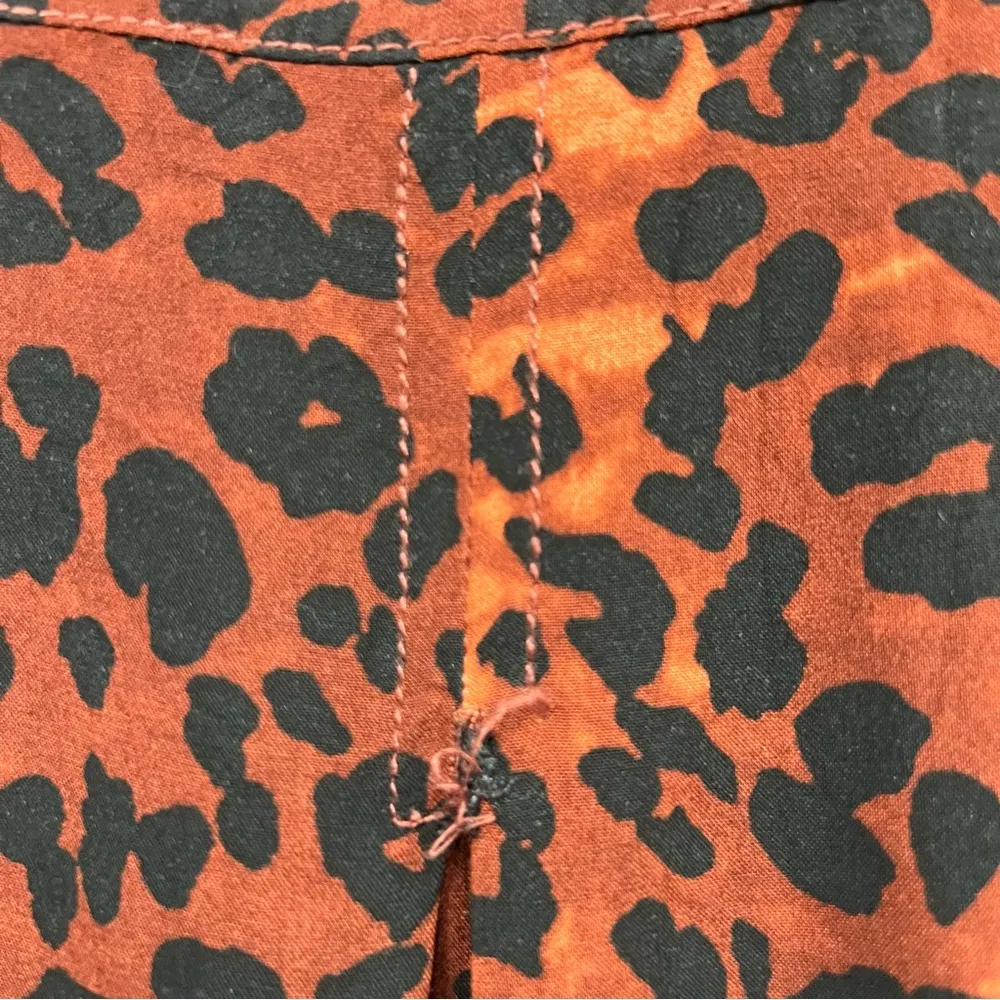 Beach Lunch Lounge Leopard medium Alanna Button Up Shirt - Image 12