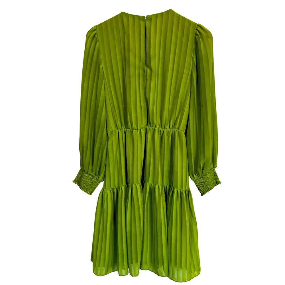 Maison Tara Chloe Apricot Green Mini Dress. Size 8 - Image 4