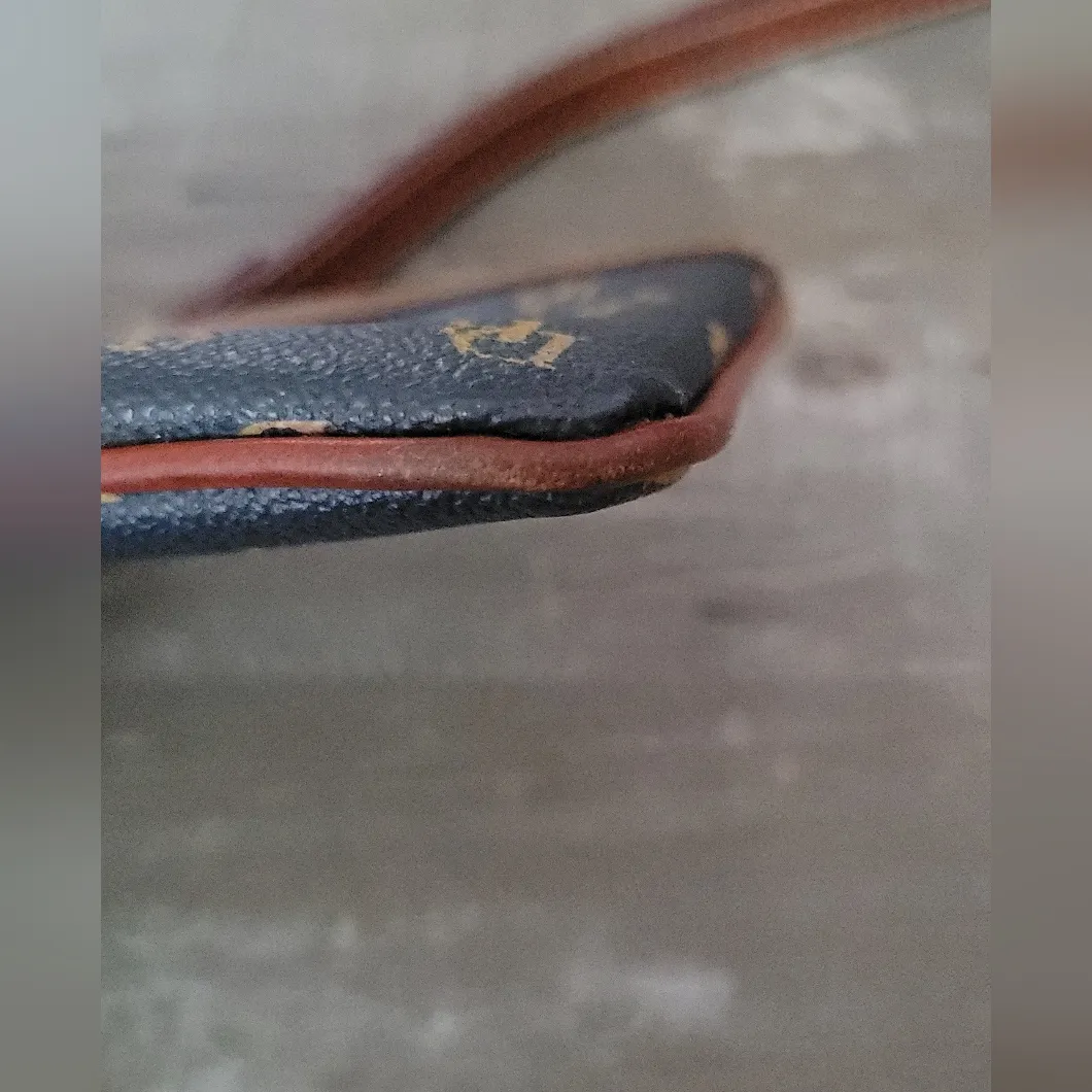 Dooney & Bourke Navy and Brown Wristlet - Image 16