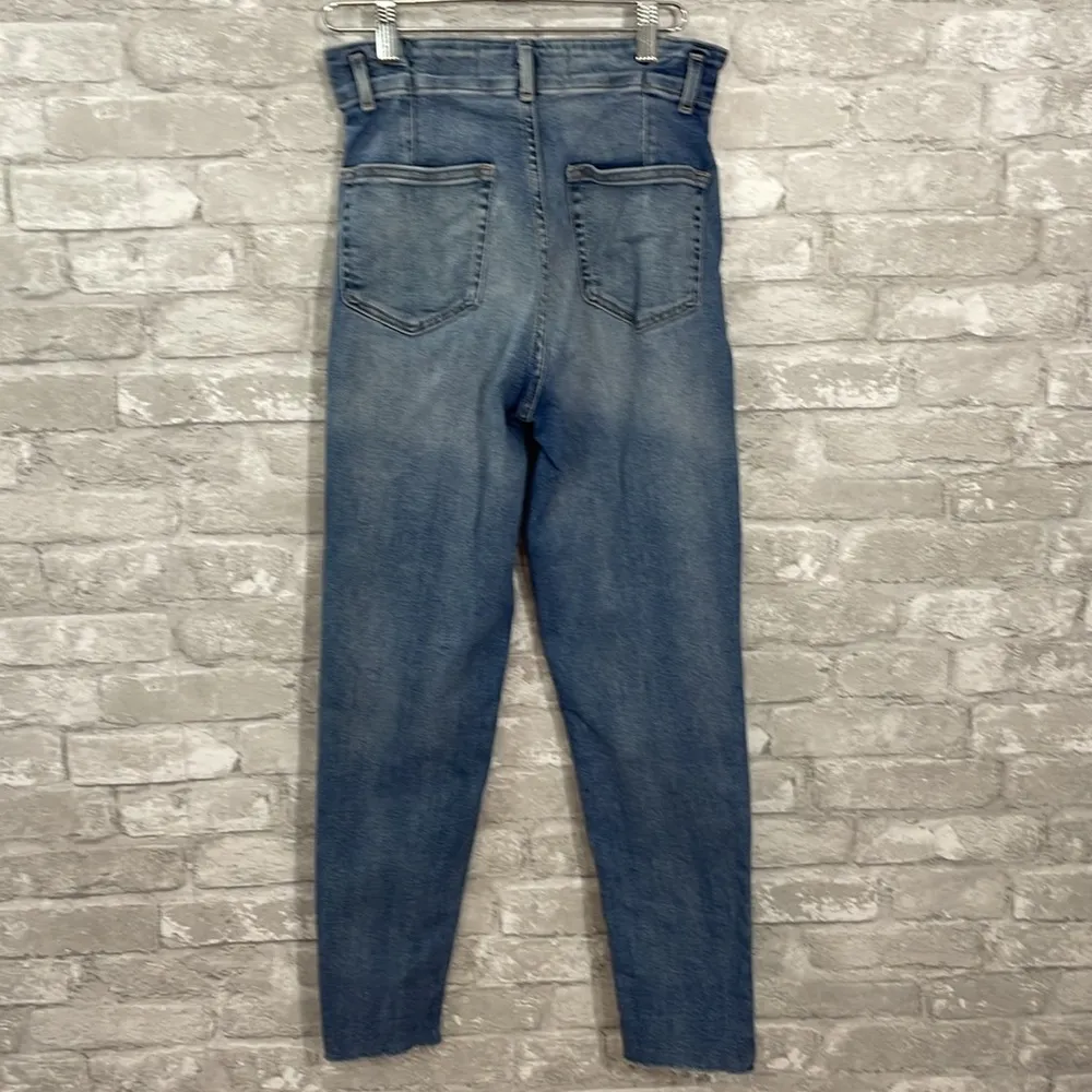 Hollister Ultra High Rise Mom Jeans - Image 4