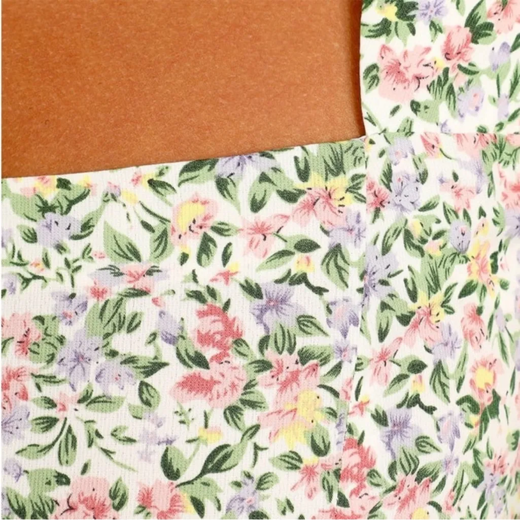 LULUS EVEN SWEETER FLORAL PRINT CROP TOP XSMALL - Image 5