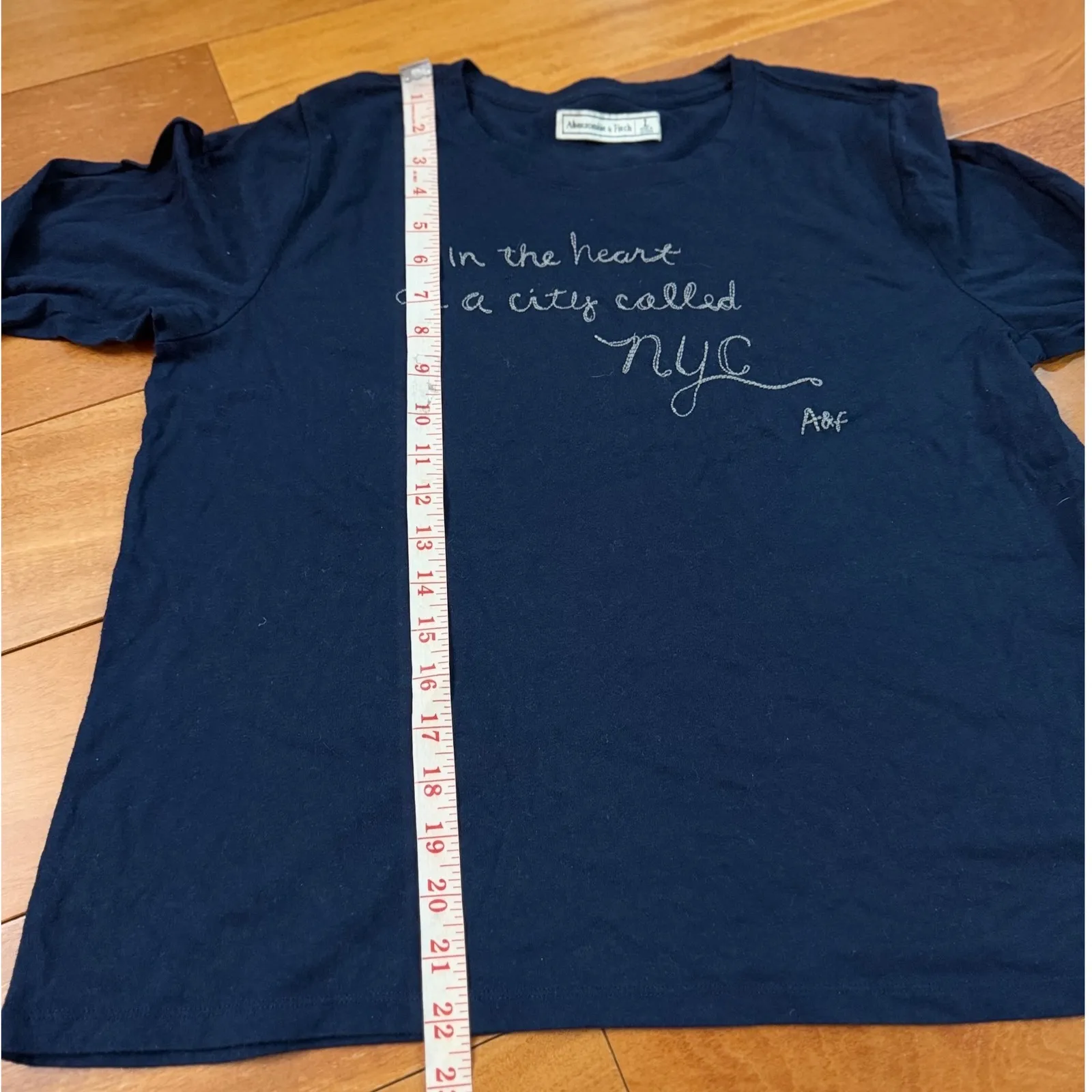 Abercrombie Fitch Long Sleeve T-Shirt Womens Navy Blue NYC Graphic Print Size L - Image 7