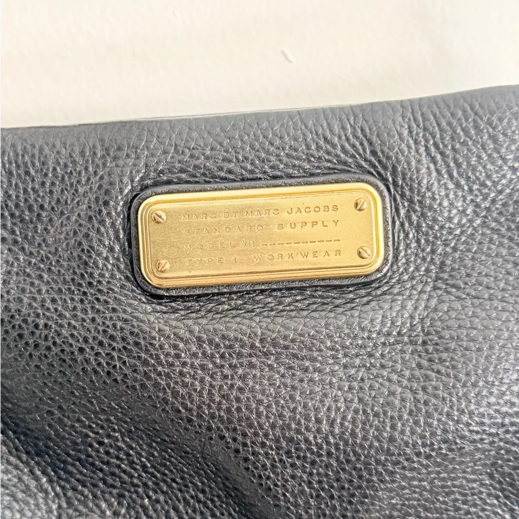 NWOT Marc by Marc Jacobs Q Percy Black Pebbled Leather Crossbody Mini Bag Purse - Image 4