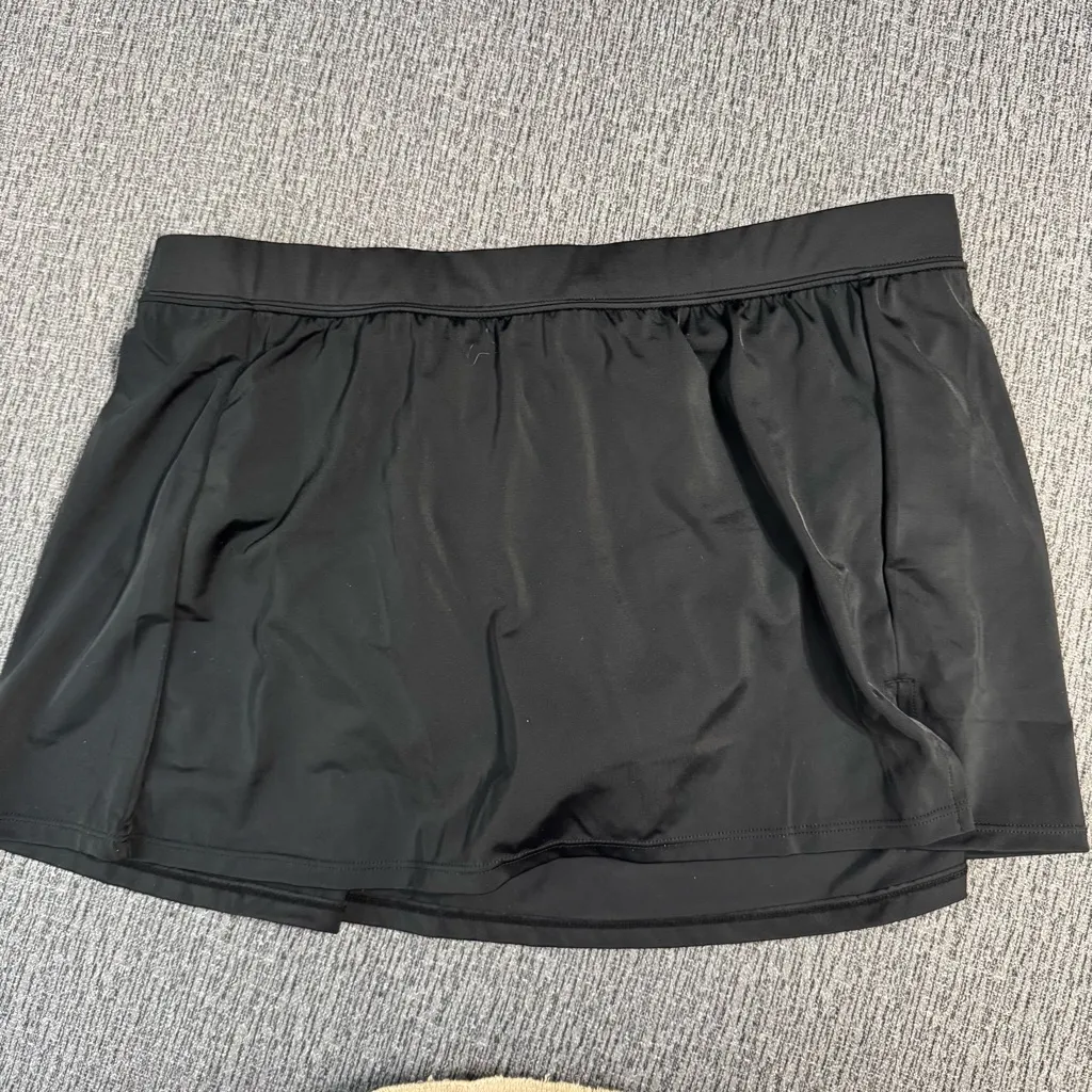 Swim Solutions Women’s Slit Swim Skirt Black Size 16 - Image 3
