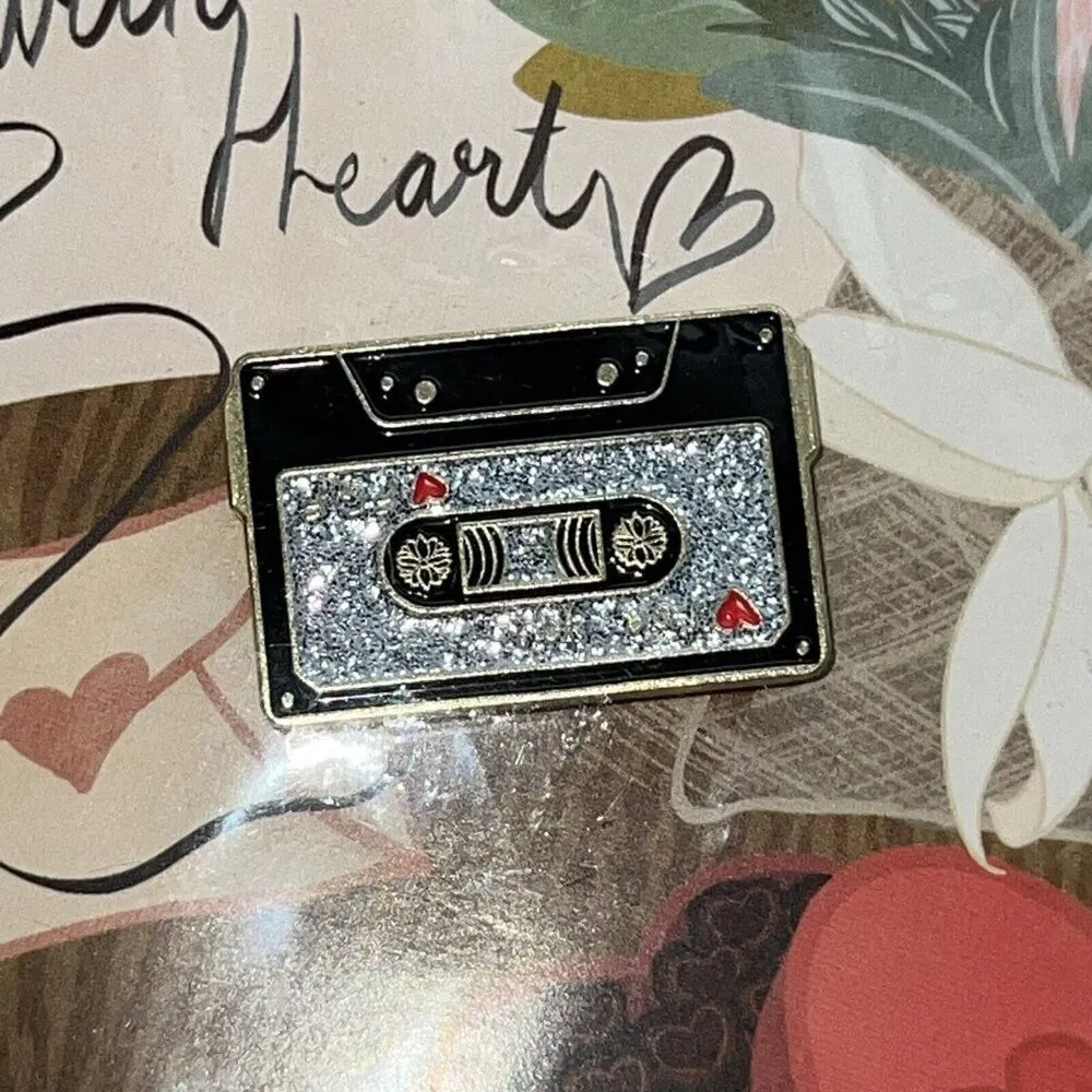 New Farmgirl Flowers Pin Cassette Tape Sealed 80s Retro Gold Tone Brooch Jewelry - Image 2