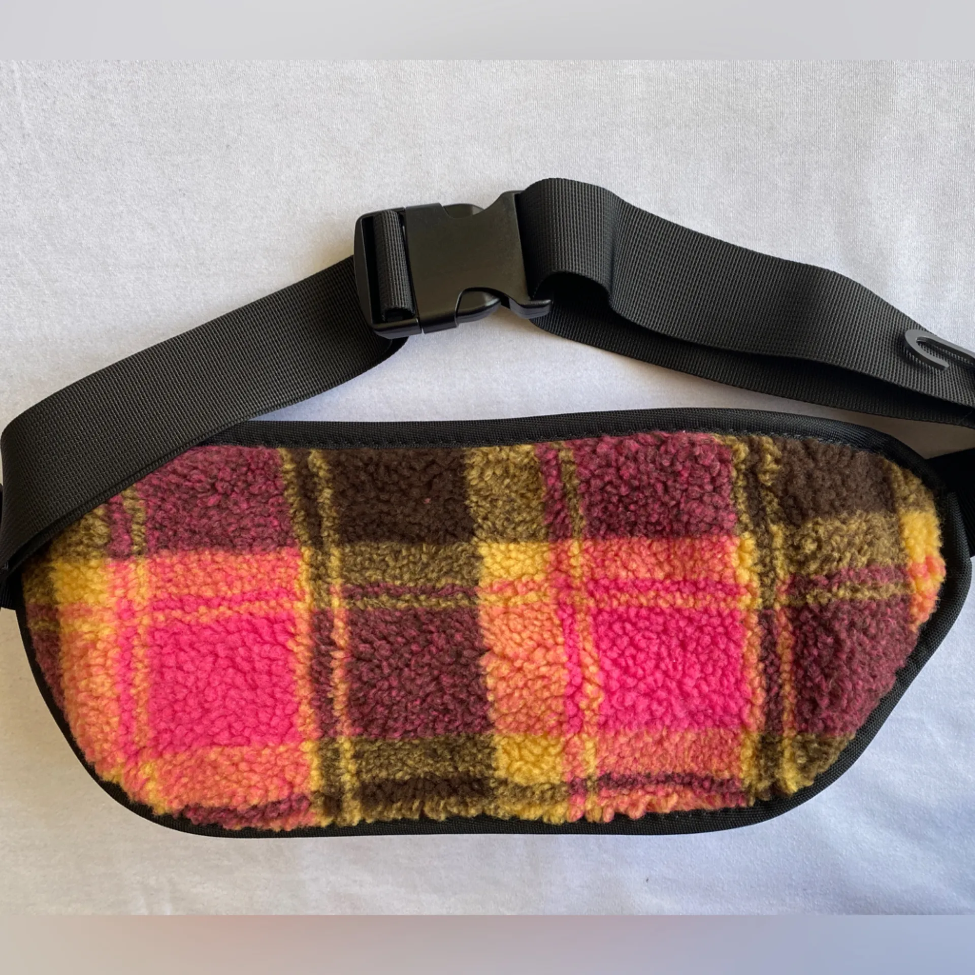 Women’s hands free rectangular‎ fanny pack pink plaid - Image 10