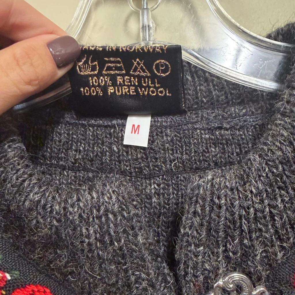 NORWOOL Unisex Sweater Size M Made in Norway 100% Pure Wool Red Size M - Image 5