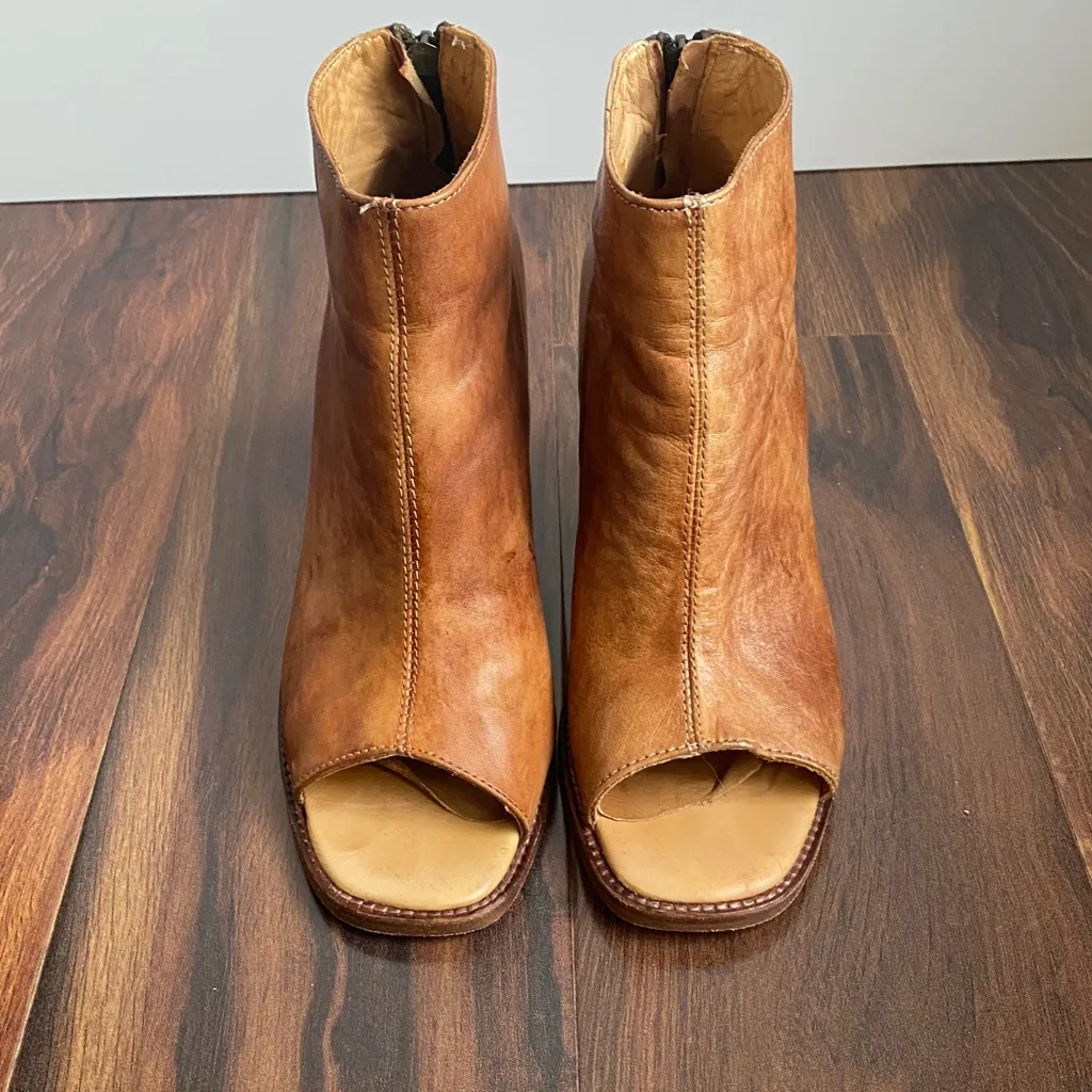 Bed Stu Onset Peep Toe Heel Leather Shoes - Image 7