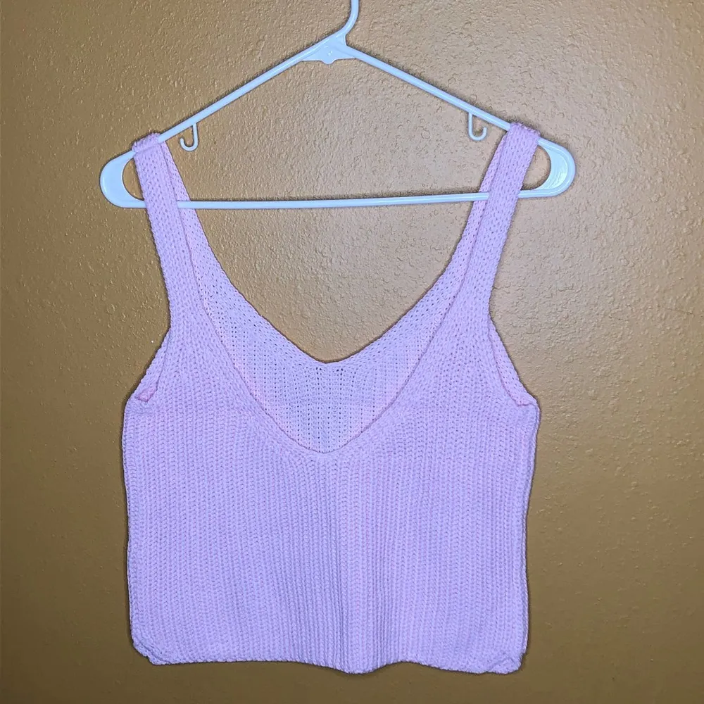 American Apparel Crop Top Pink V-Neck Sleeveless Sweater New XS - Image 2