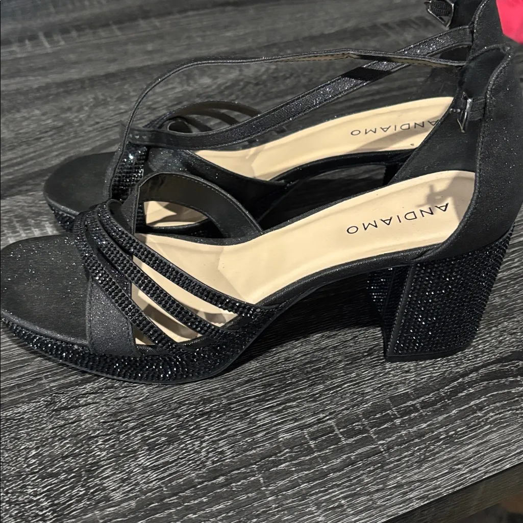 Black Women's chunk heels size 11 - Image 2