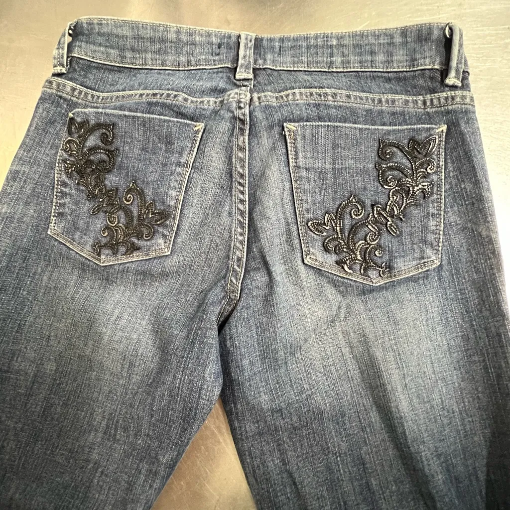 White House Black Market Noir Jeans w/ Embellished Back Pockets - Size 0R - VGUC - Image 4