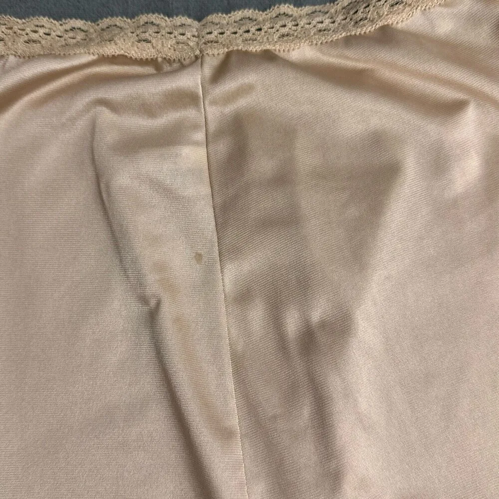 Vintage Lorraine Half Slip Size Small Beige High Slits Lace Nylon Stretch Lace - Image 8
