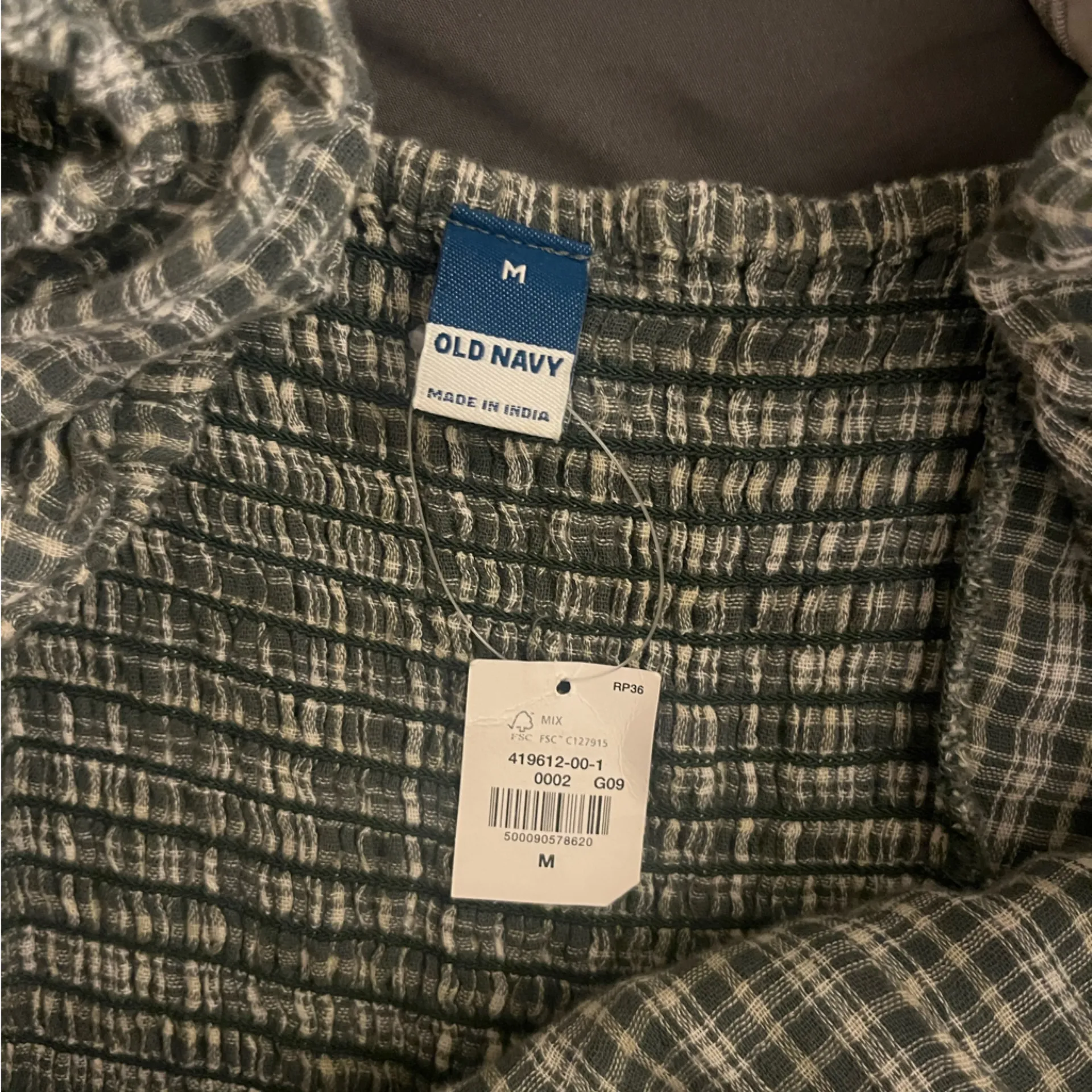 Old Navy Green and White Checkered Puff Sleeve Dress - Image 3