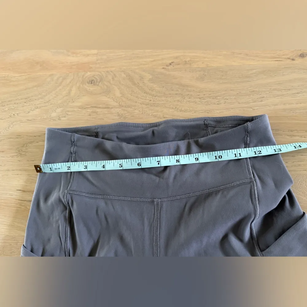 Lululemon Speed Up Tight 28" *Full-On Luxtreme
Titanium size 4 - Image 9