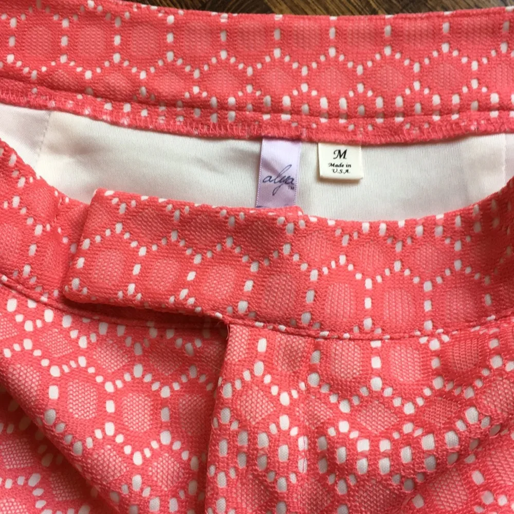 EUC dress shorts in beautiful coral 🇺🇸 - Image 3