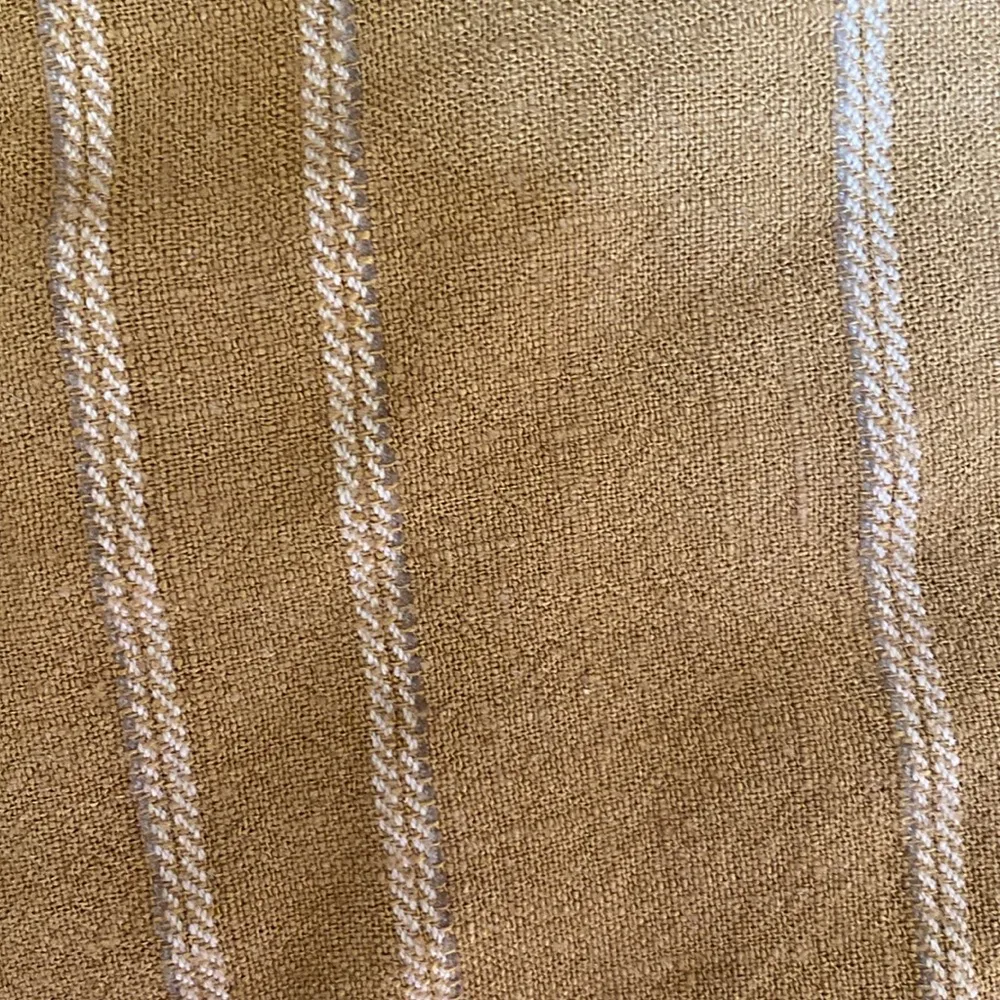 Urban Outfitters Paper Bag Shorts. Size XS. NWOT - Image 5