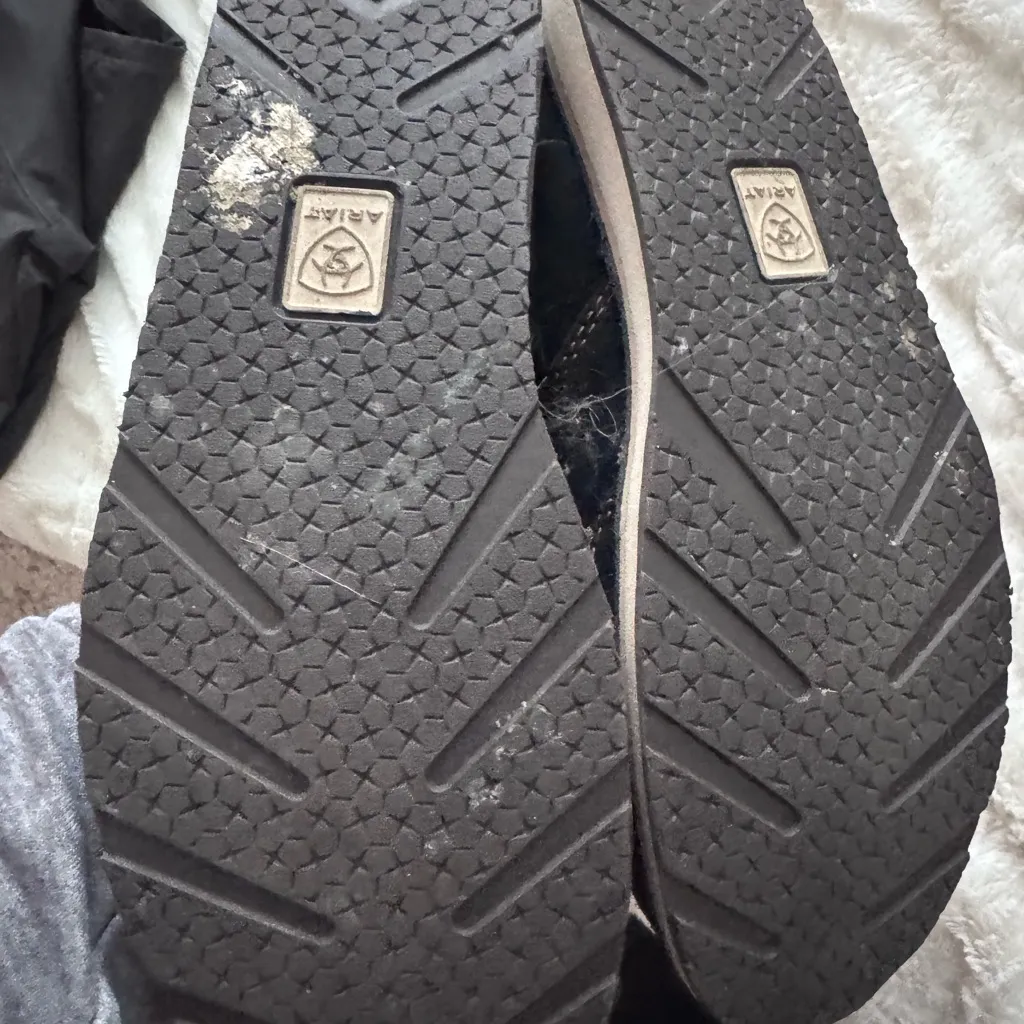 Ariat  shoes - Image 3