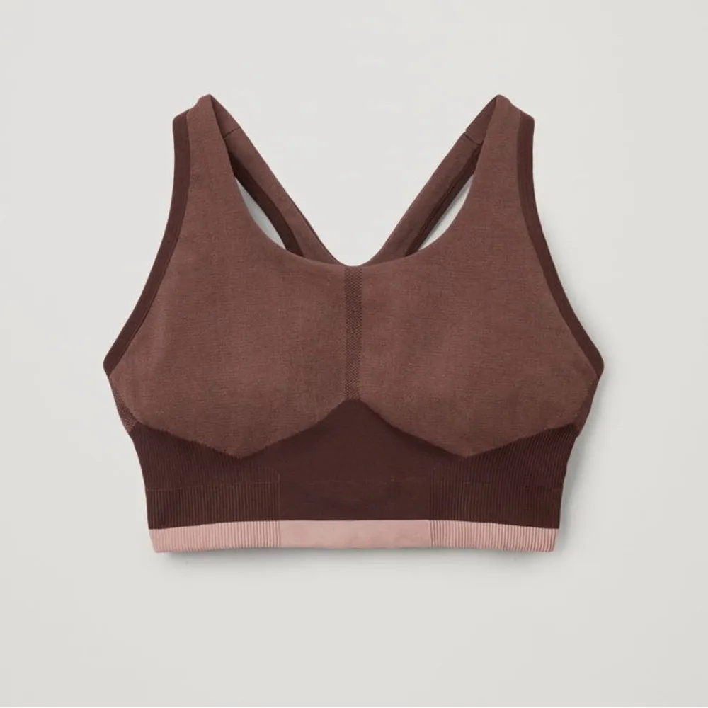 COS Active Seamless Performance Sports Leggings and Bra Set - Image 9