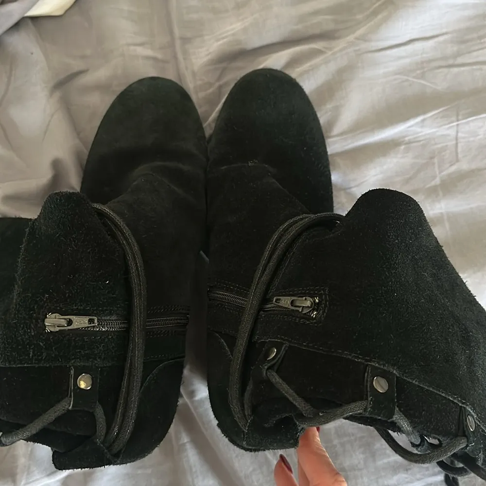 Sorel Farah waterproof suede size 10 Black Suede Women's Boots mid calf zip tie - Image 14