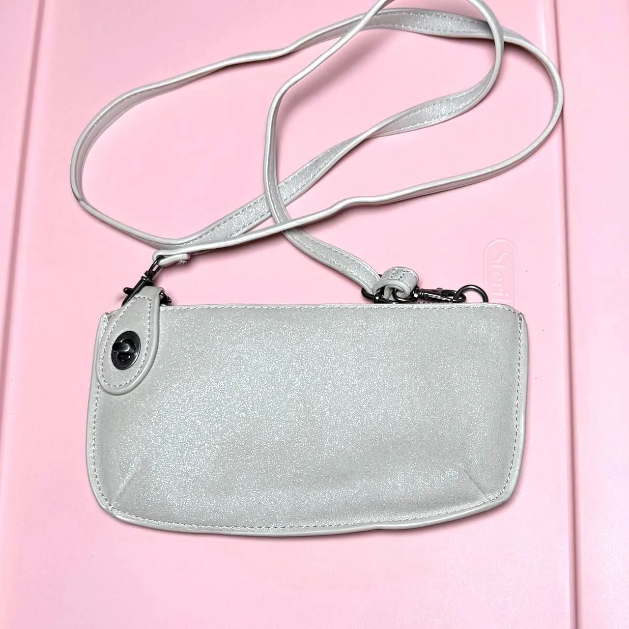 JOY SUSAN Women's Grey and Silver Bag Mini Crossbody Wristlet - Image 2