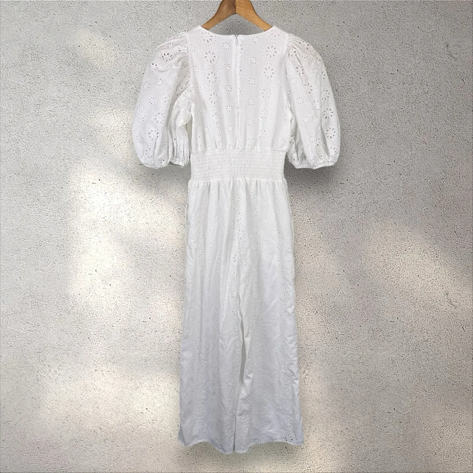 Anthropologie Hutch Cropped Jumpsuit Sz XS Smocked Waist Eyelet White Wide Leg - Image 6