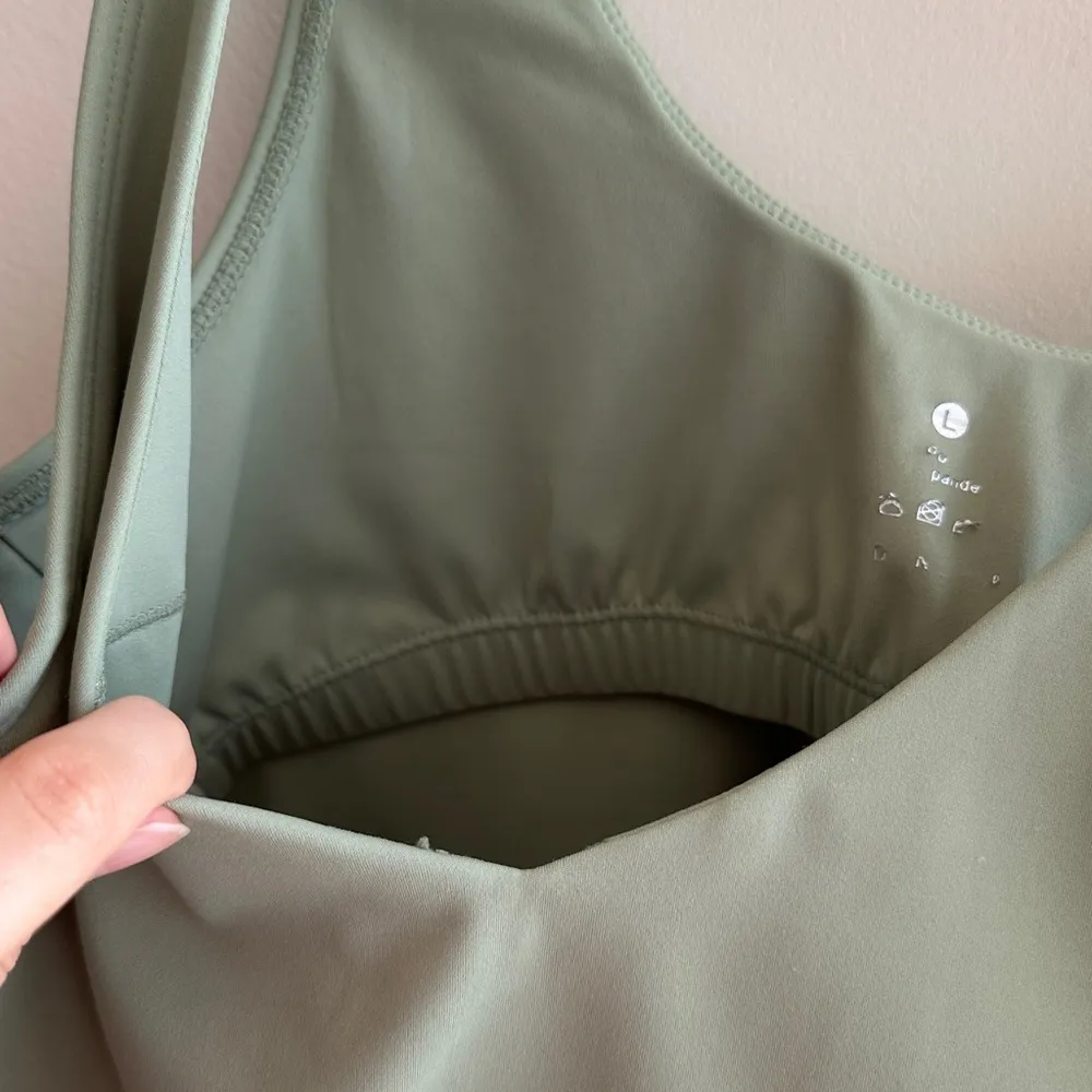 Light Green Racerback Sports Bra, Workout Gear, Women’s Activewear, Size Large - Image 10