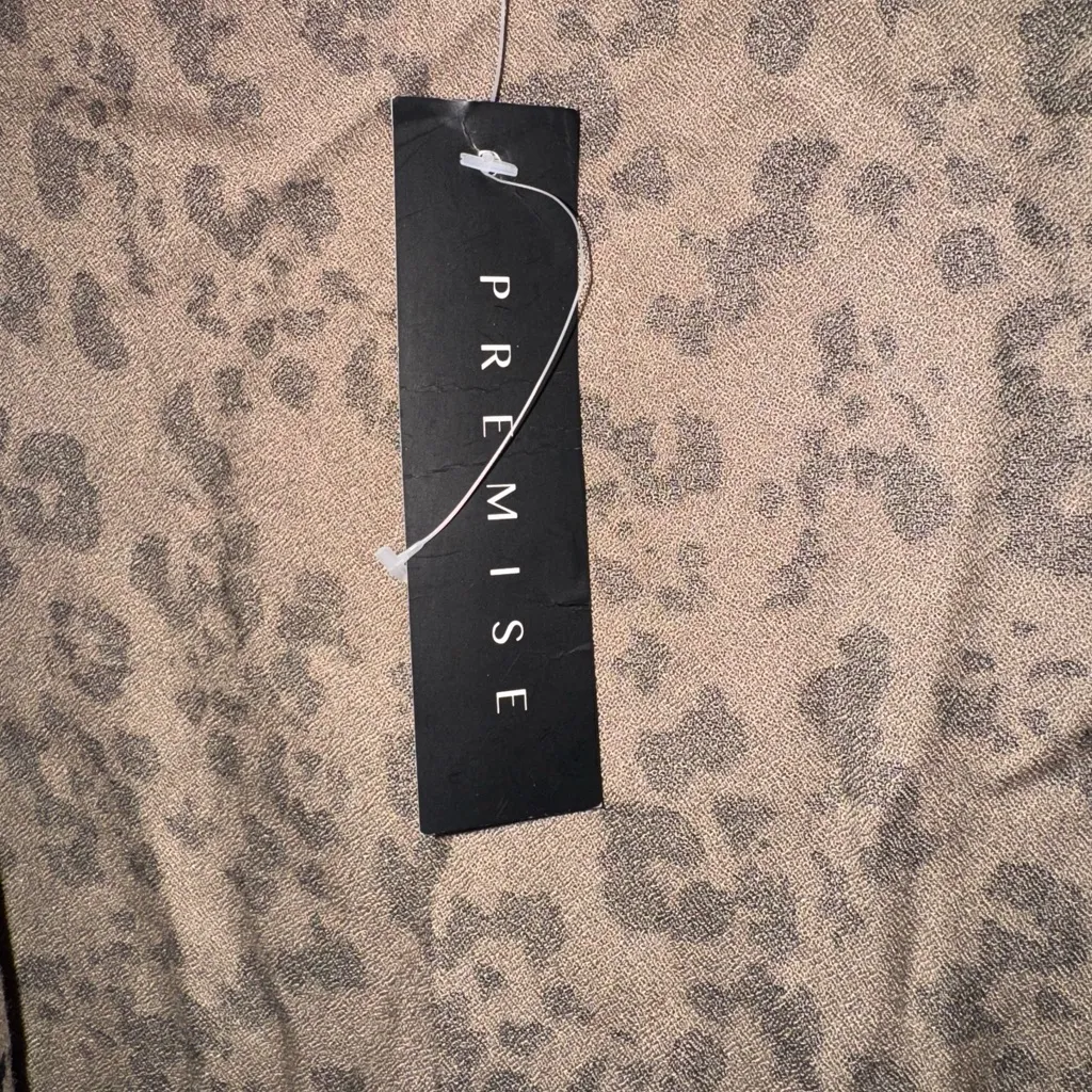 Premise Tan and Black Leopard Print Cardigan - Image 4