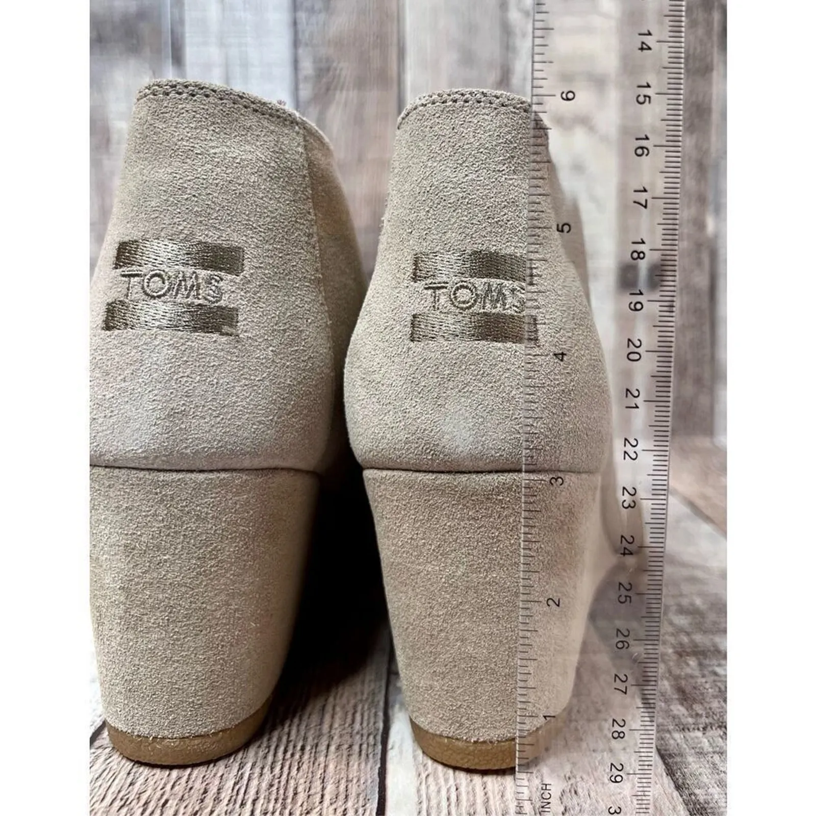 TOMS Kala Wedge Bootie Desert Taupe Suede Tan Shoe 10 NWT Bohemian‎ Earth Tones - Image 9