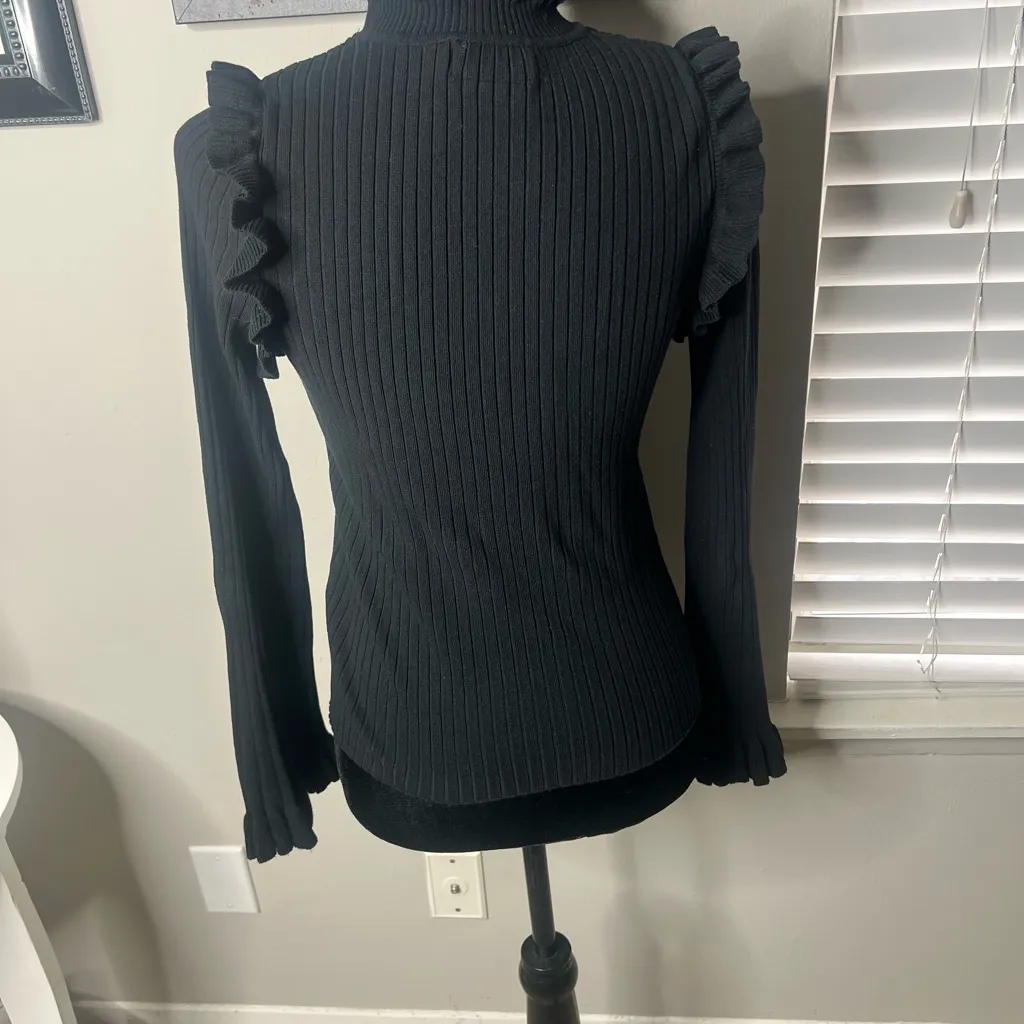 LINE + DOT sweater black ruffle trim small - Image 9