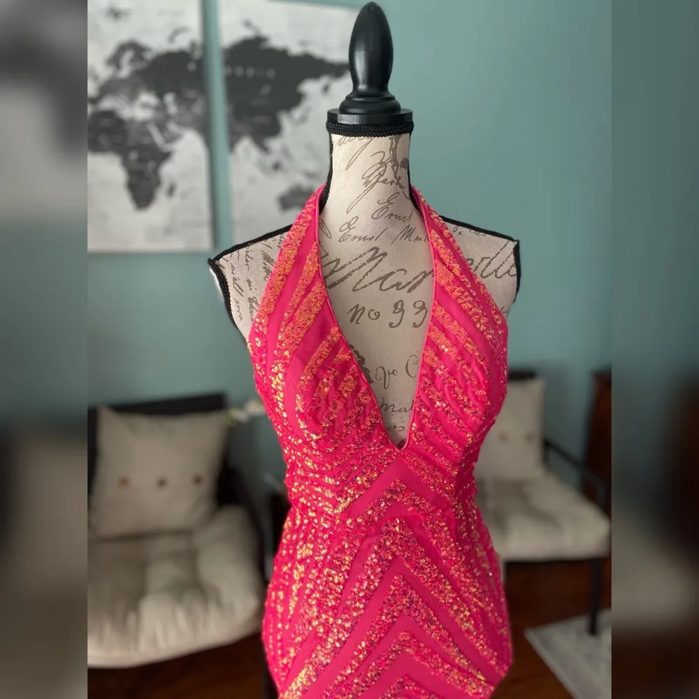 New with tags iridescent Jovani sequin pink prom dress - Image 4