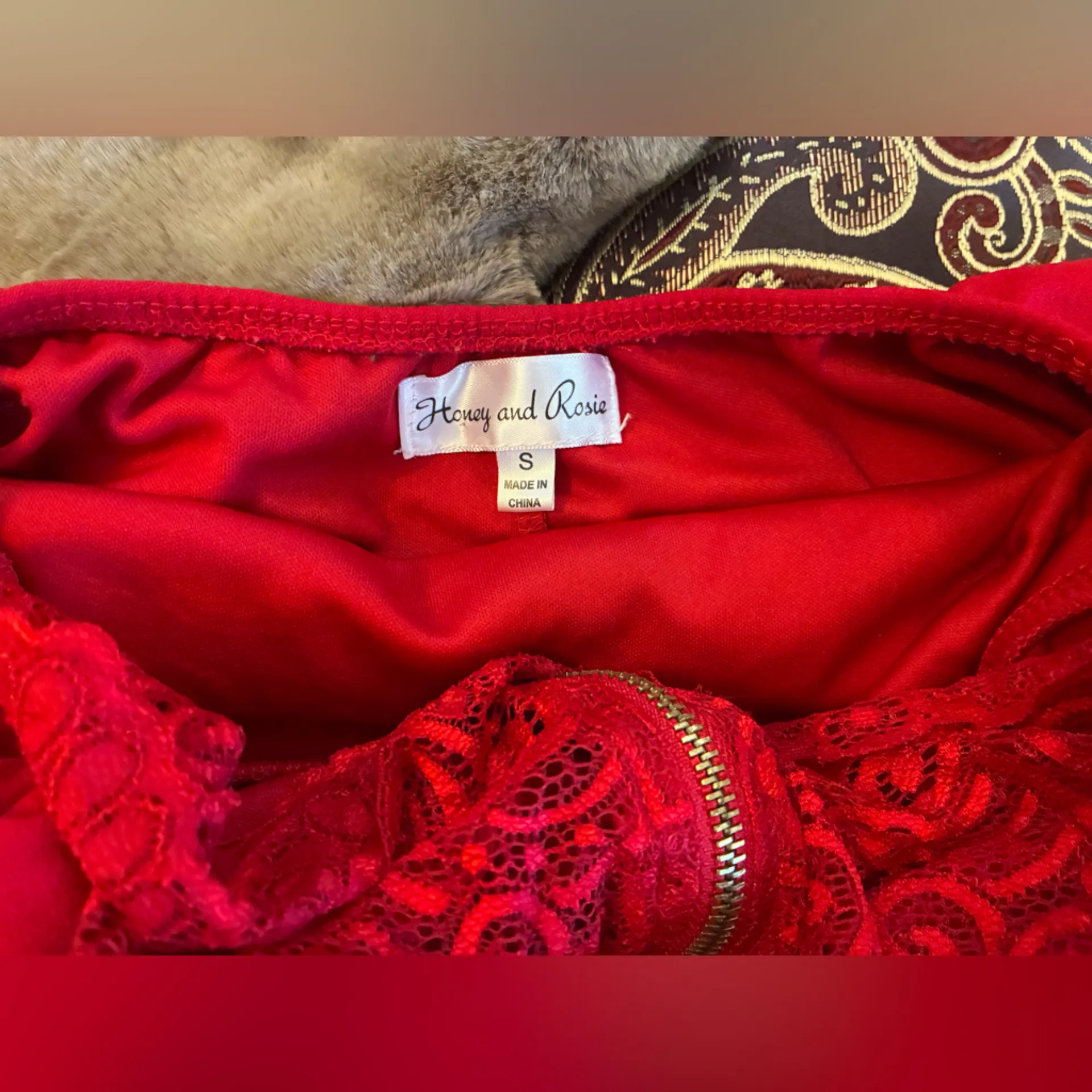 Honey and Rosie Vibrant Red Women’s Formal Dress Size Small - Image 6