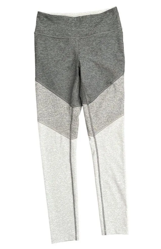 Outdoor Voices 7/8 Springs Leggings in Graphite/Ash/Dove | Small - Image 4