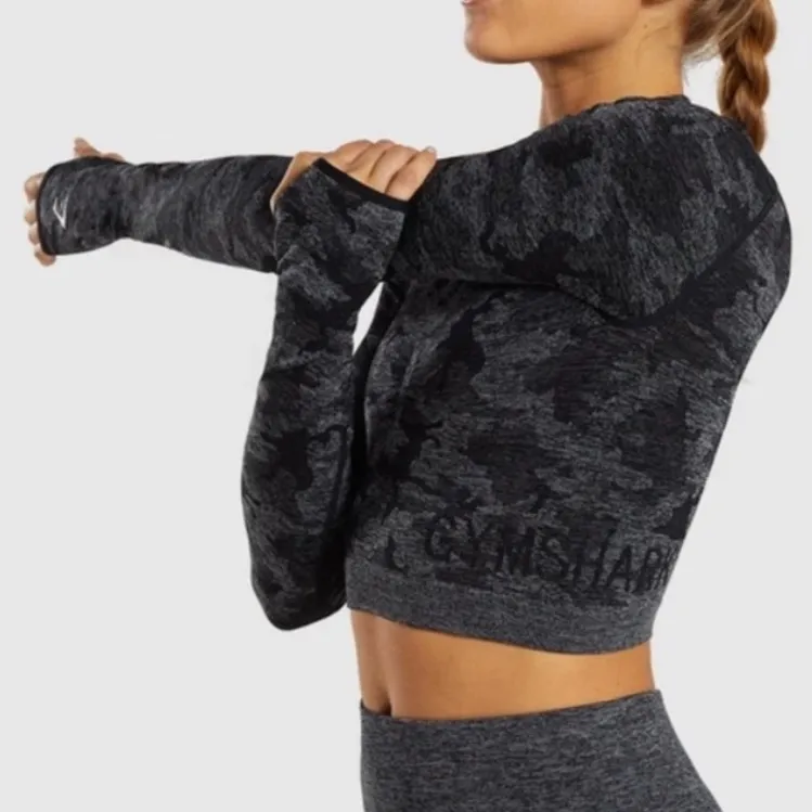 Gymshark Black and Gray Camo Seamless Long Sleeve Crop Top - Image 2