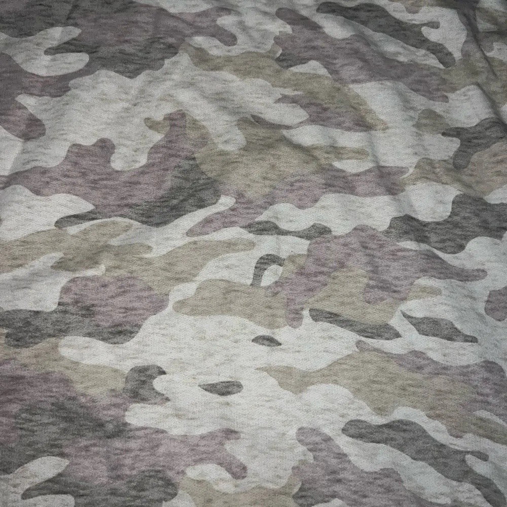 camo crewneck - Image 2