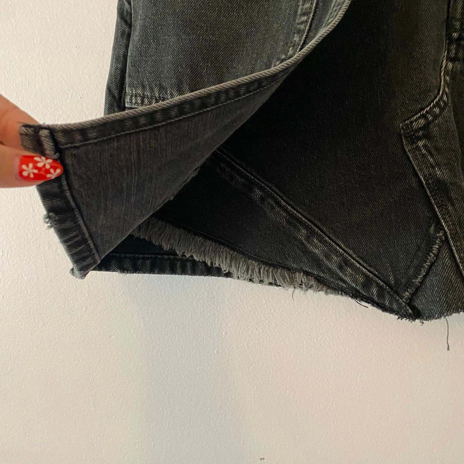 NWT We The Free Gray Wash Bare With Me Denim Mini Skirt Moxie Women's size 25 - Image 7