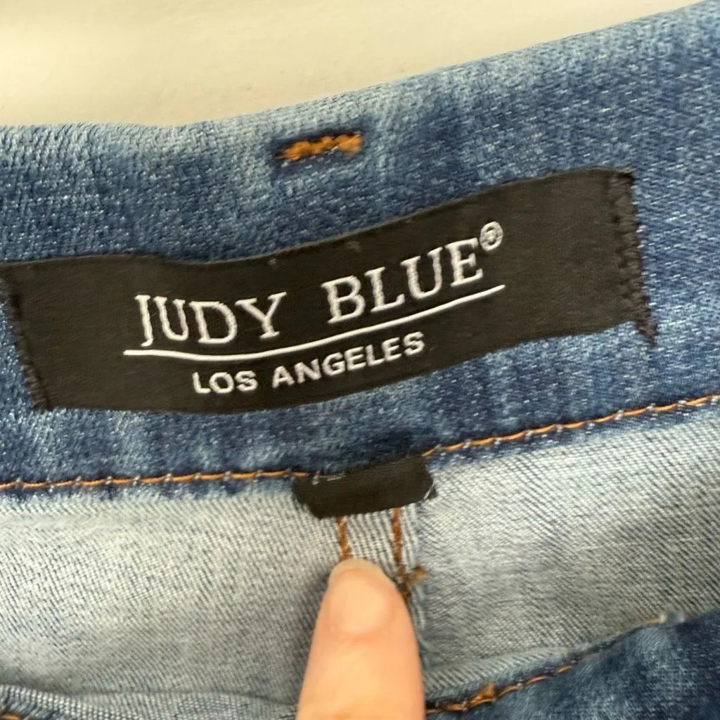 Judy Blue Women’s 16W Blue Denim Boyfriend Pull on Jeans - Image 2