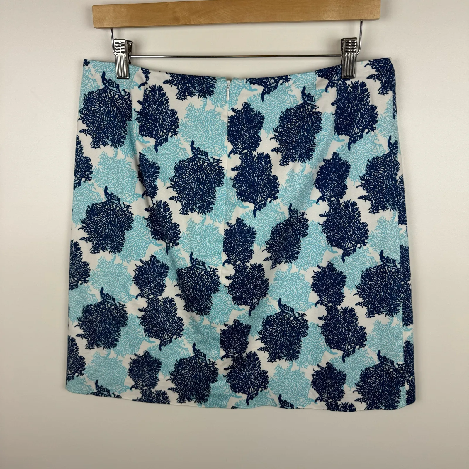 Vineyard Vines Womens Blue Coral‎ Skirt Sz 8 | Nautical Beachy Vacation Preppy - Image 3