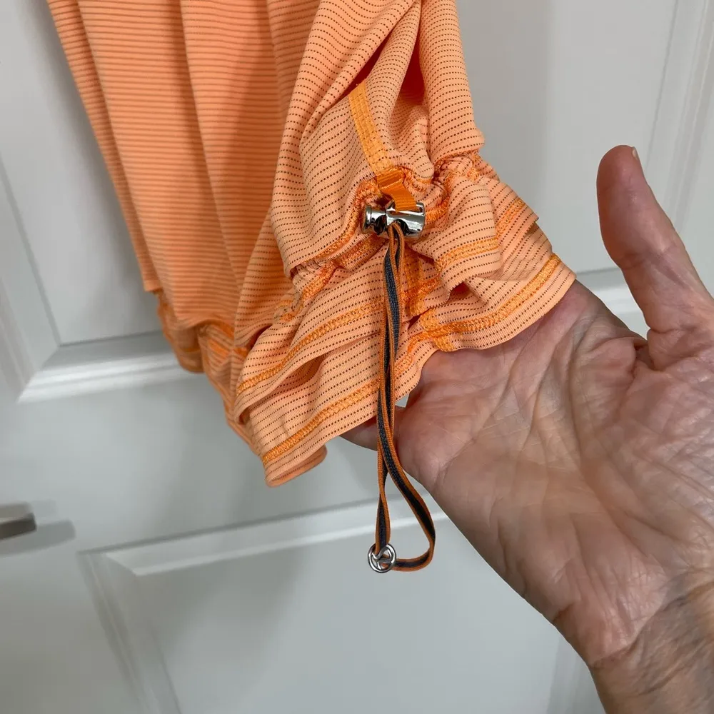 Lululemon Run back on track Orange tangerine tank top with built in bra size 4 - Image 2