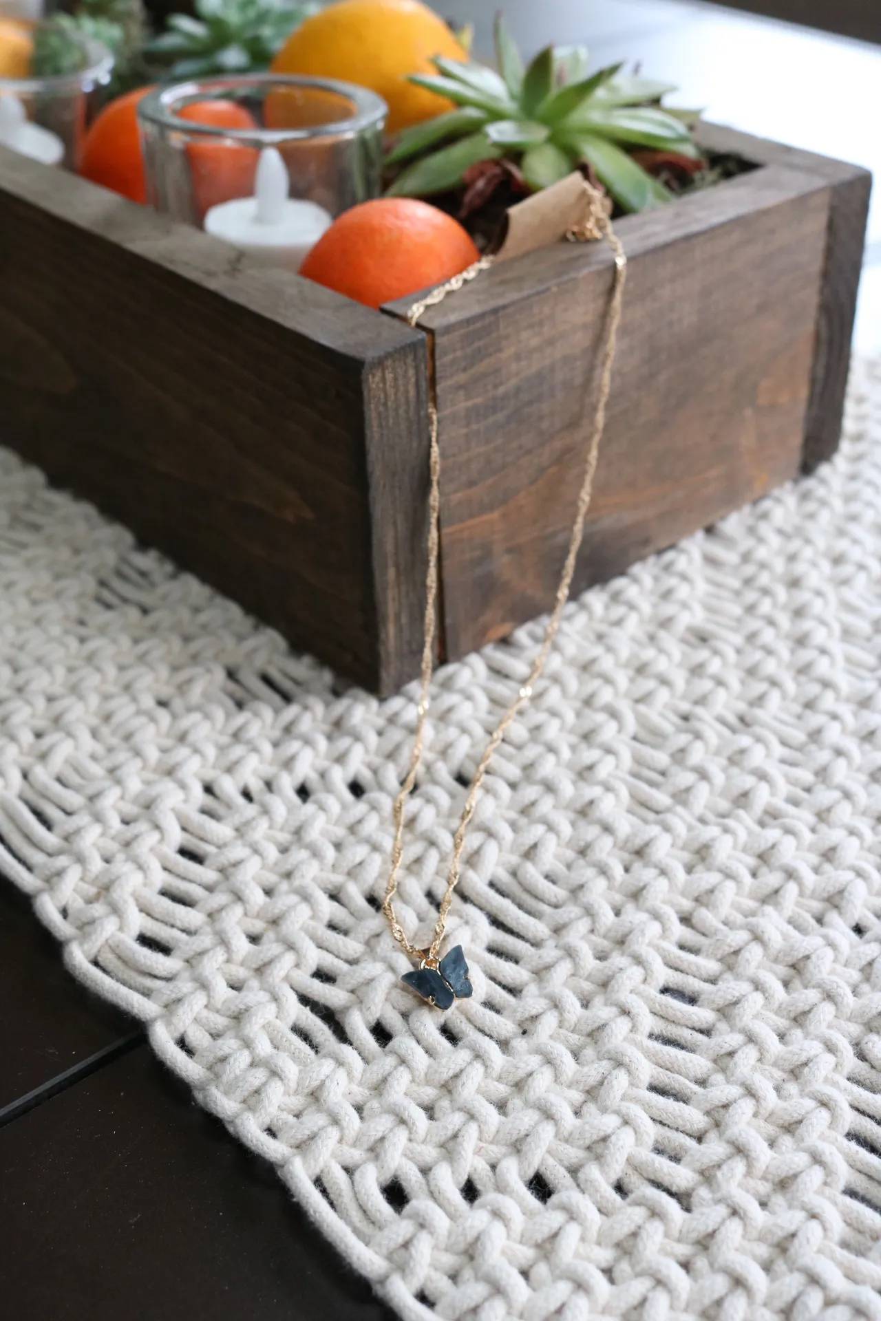 Black butterfly necklace Gold - Image 4