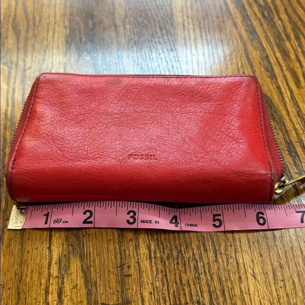 Fossil Bright Red Leather Clutch - Image 11