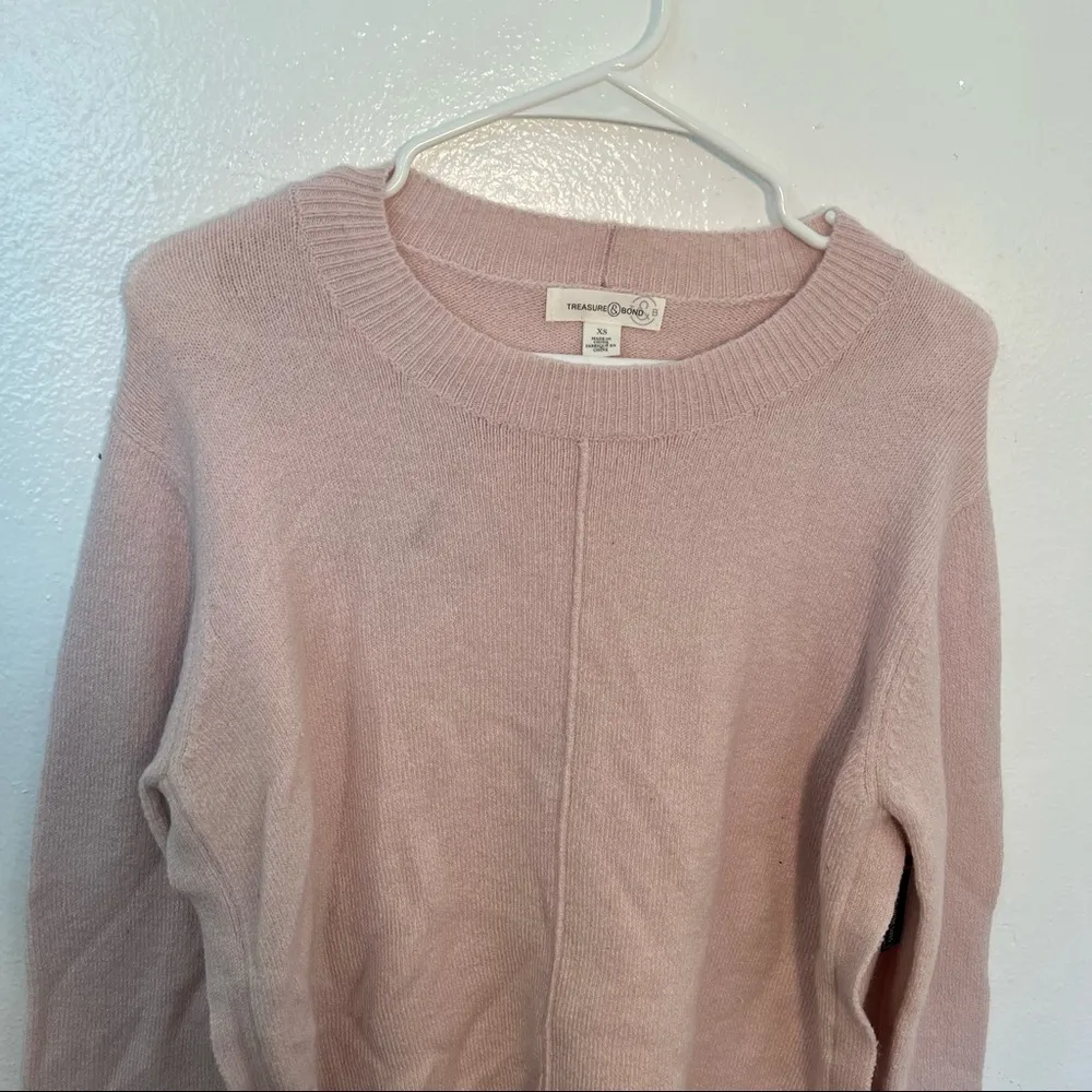 Treasure & Bond Crewneck Pullover Sweater Pale Pink - Image 3