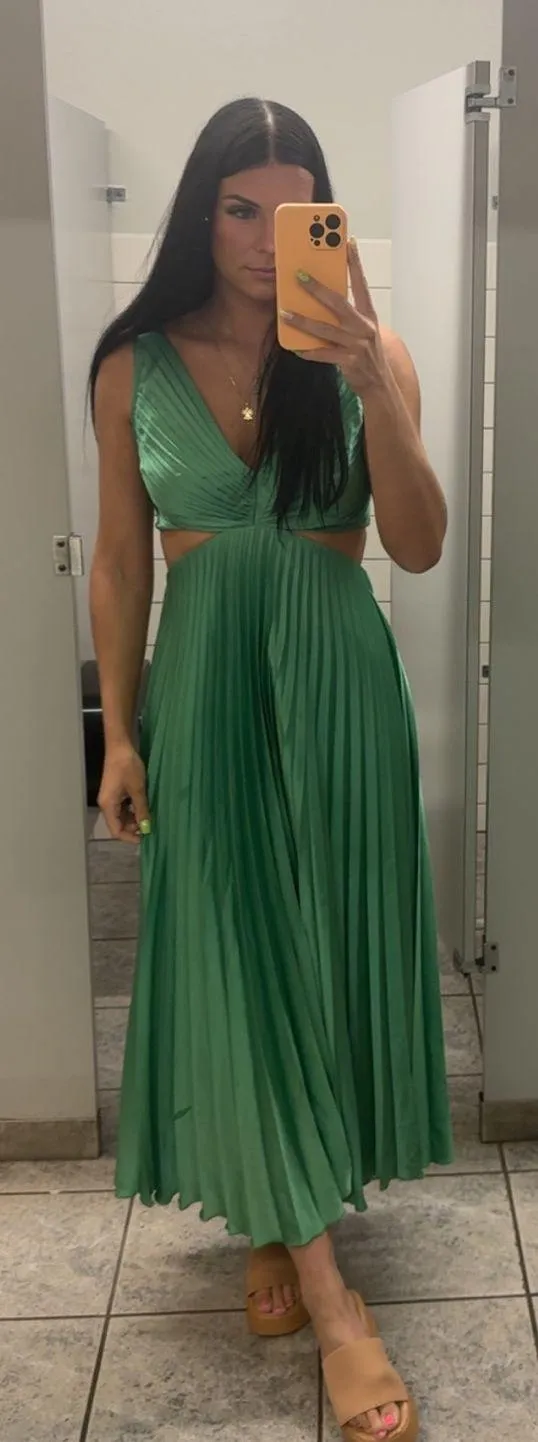 Abercrombie Green Long Dress - Image 2