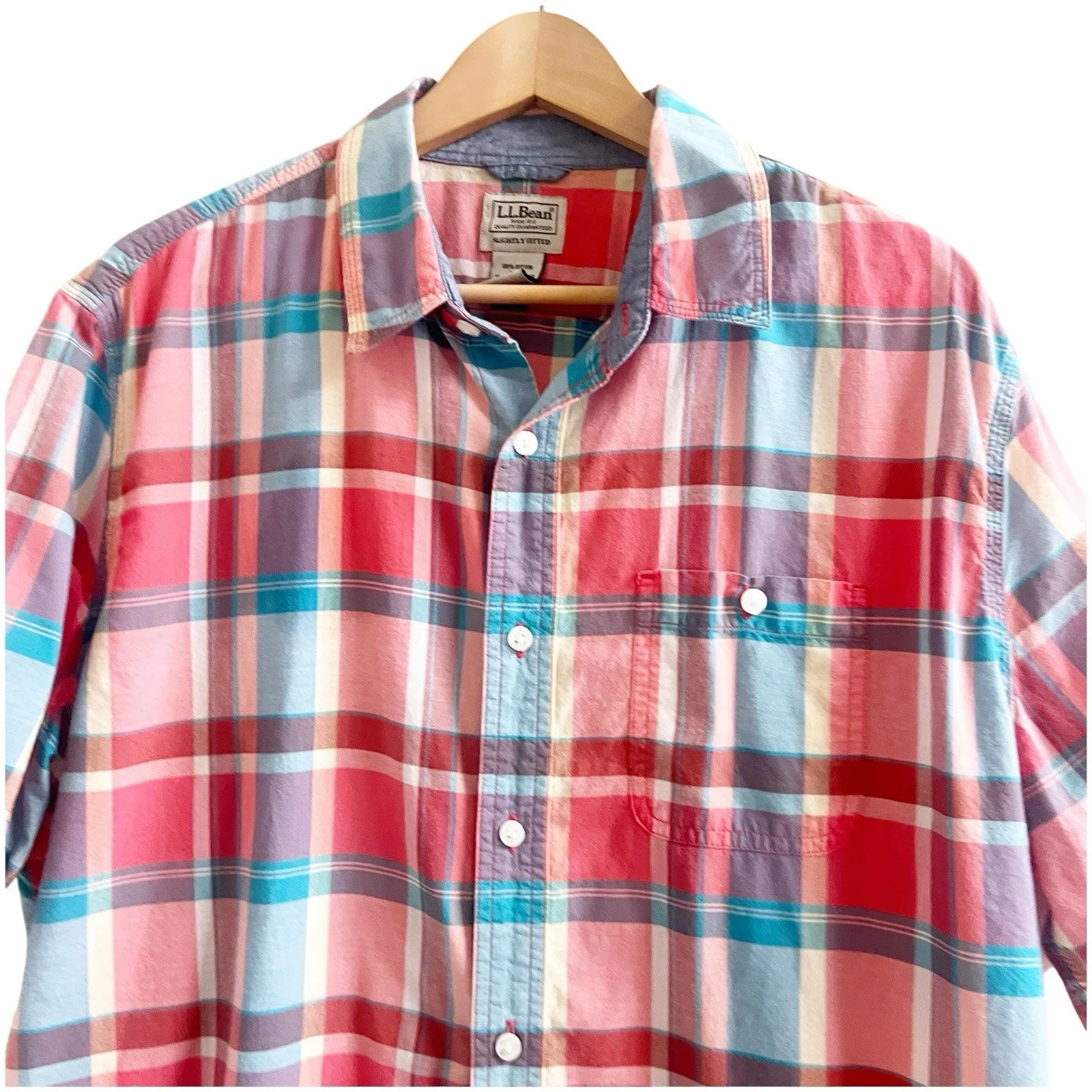 L.L. Bean Men’s Vintage Plaid Button Down Short Sleeve Size Large Regular Red - Image 3
