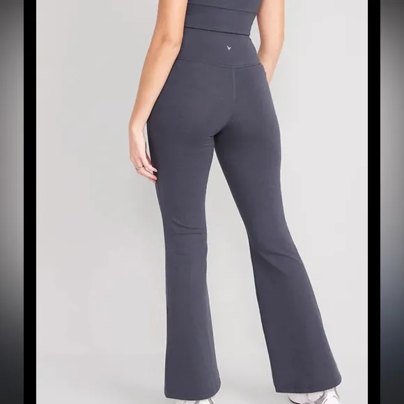 Old Navy Active power chill grey flare extra high rise flare leggings small - Image 2