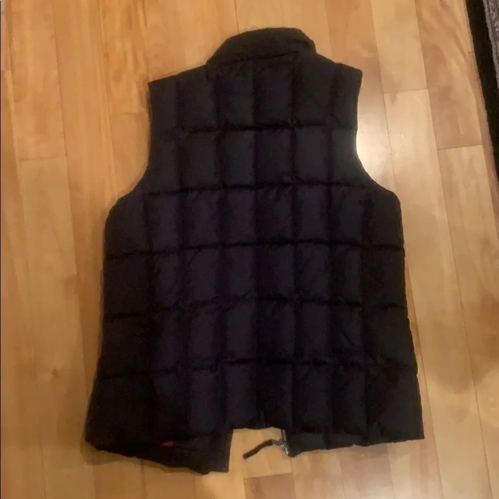 Black Gap vest size small - Image 3