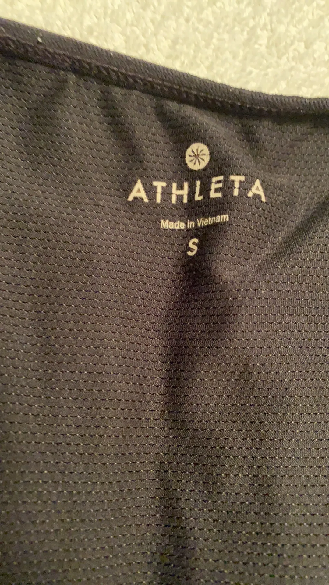 active tank top built in bra Size small - Image 7