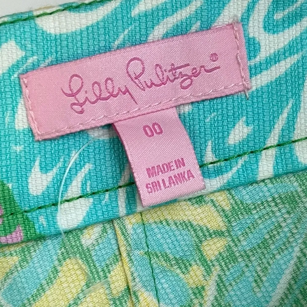 Lilly Pulitzer • Deenie Sun Dance White Green Patterned Shorts - Image 5