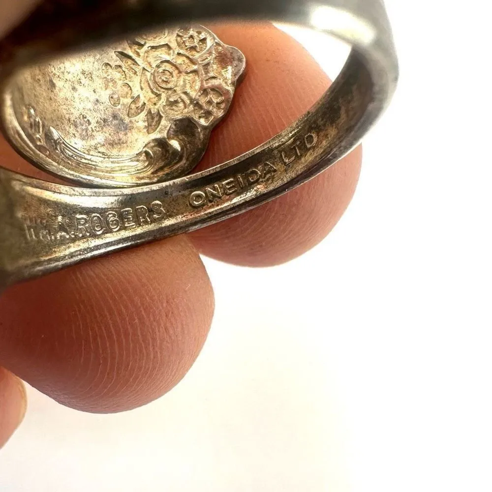 Oneida William Rogers Silver tone adjustable spoon ring Silver - Image 3