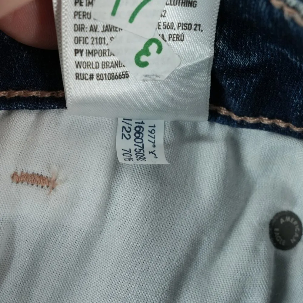 American Eagle Shorts Womens 2 High V Rise Shortie Next Level Stretch Distressed Blue - Image 12