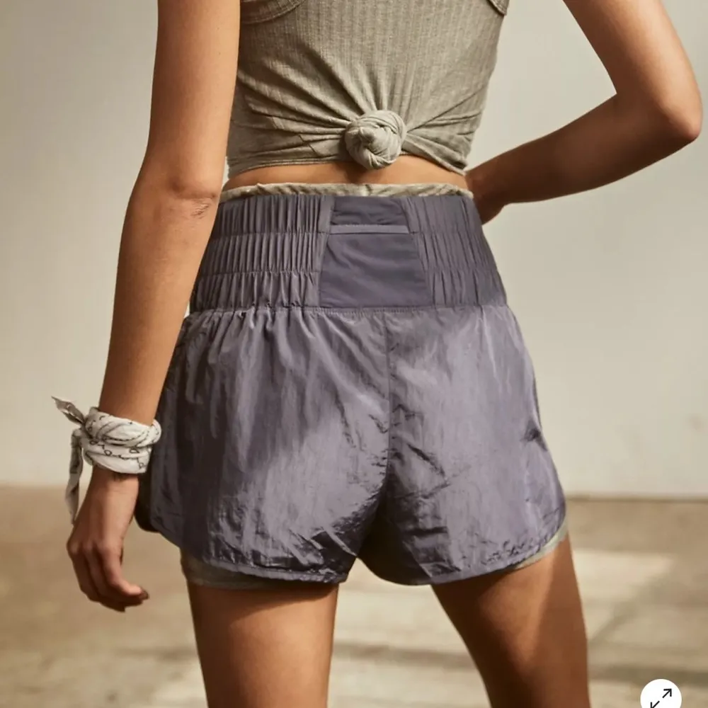 Free People  Pink Shorts - Image 4